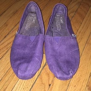 Purple Toms Size 6